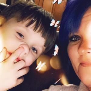 Meet your Posher, Felicia